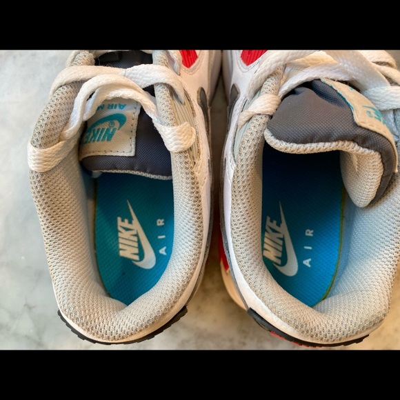 Nike Air Max (NWT) -Big Kids size 2.0 - Picture 8 of 8